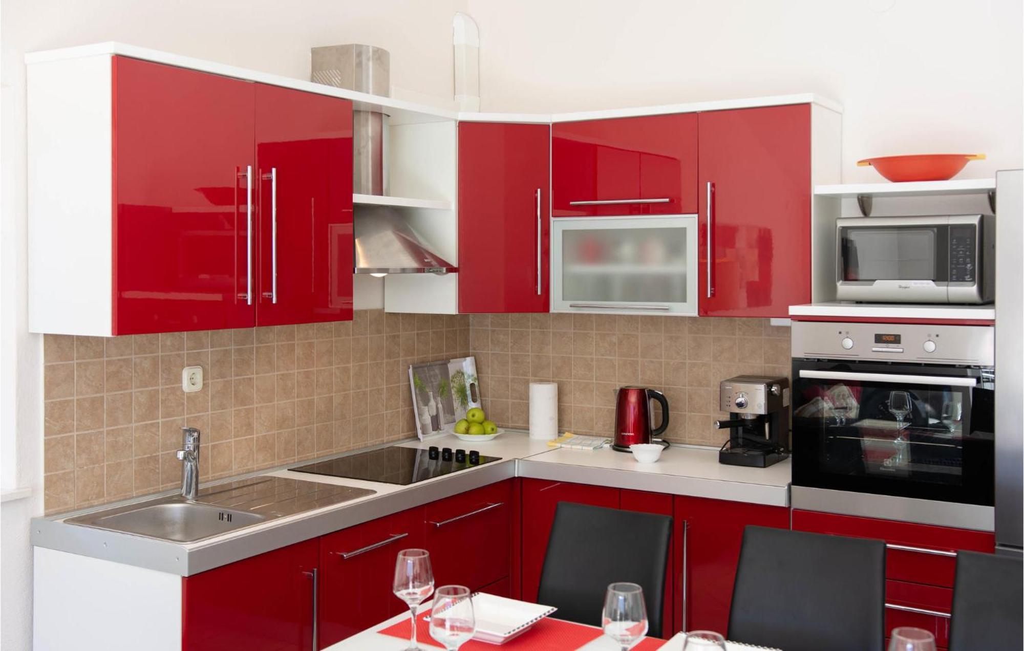 Nice Apartment In Ostrvica With Kitchen Exterior foto