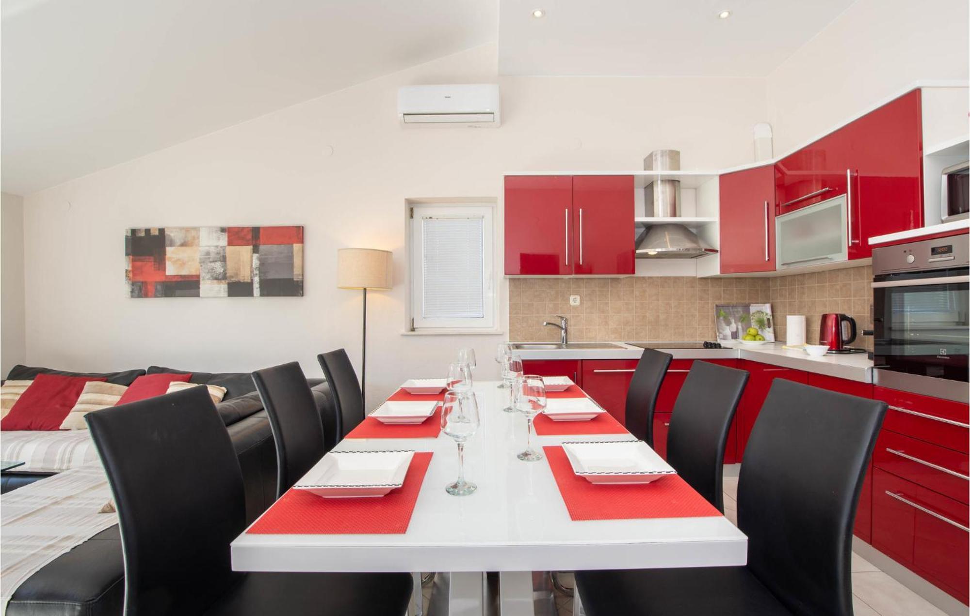 Nice Apartment In Ostrvica With Kitchen Exterior foto