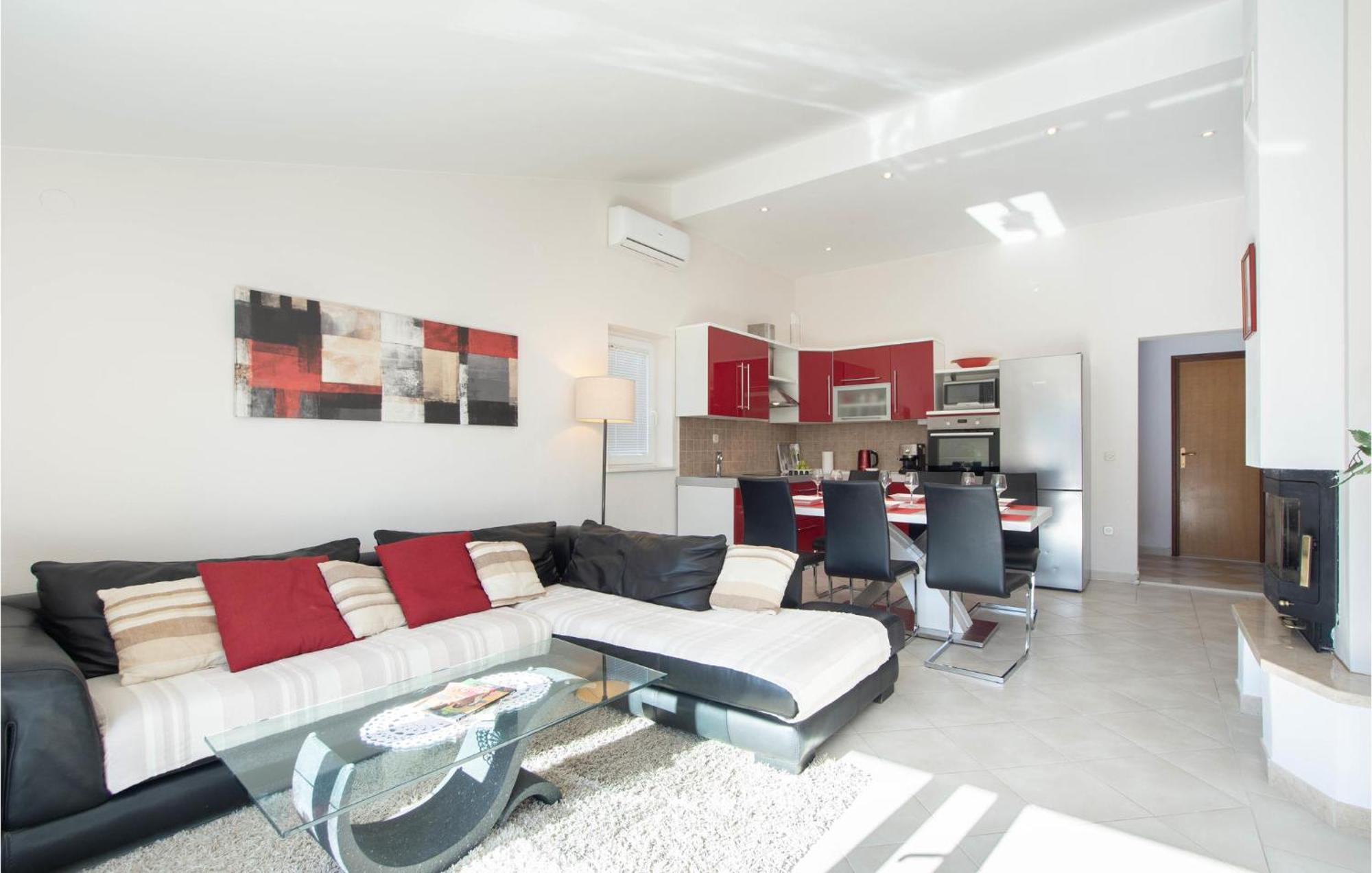 Nice Apartment In Ostrvica With Kitchen Exterior foto